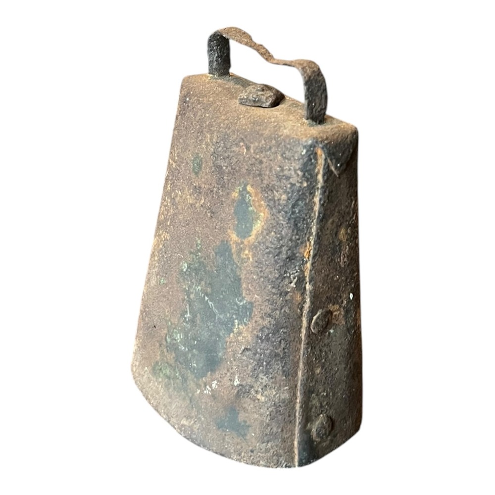 Vintage Rustic Metal Cow Bell With Aged Finish 4.75" Large Clapper